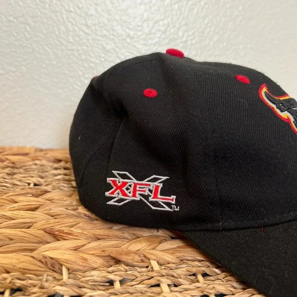 Vintage XFL San Francisco Demons Hat Black Adjustable Strapback Embroidered Logo - Picture 4 of 8